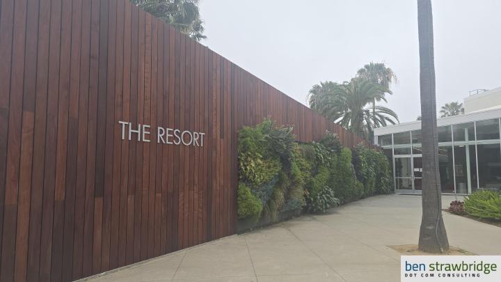 The Resort Park, a quiet green next to The Runway